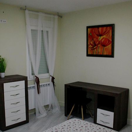 La Casa De Las Flores Ponferrada Esterno foto